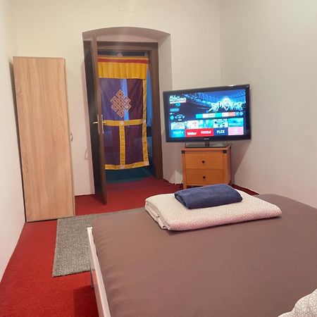 City Apartment And Rooms Wina Bagian luar foto