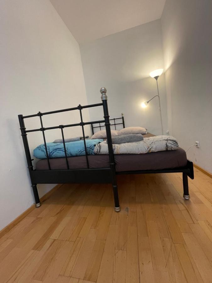 City Apartment And Rooms Wina Bagian luar foto