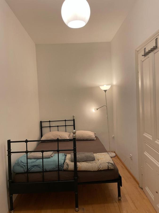 City Apartment And Rooms Wina Bagian luar foto