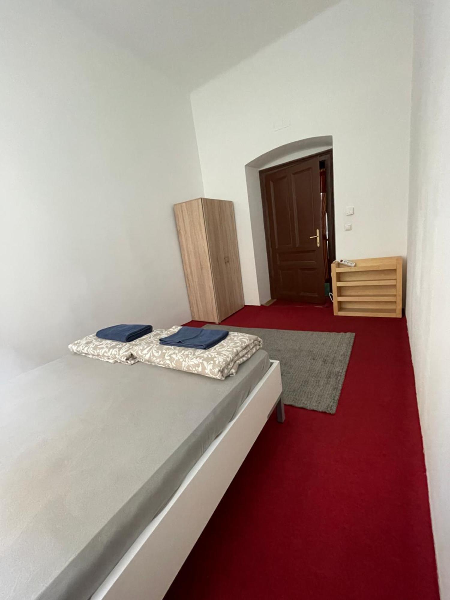 City Apartment And Rooms Wina Bagian luar foto
