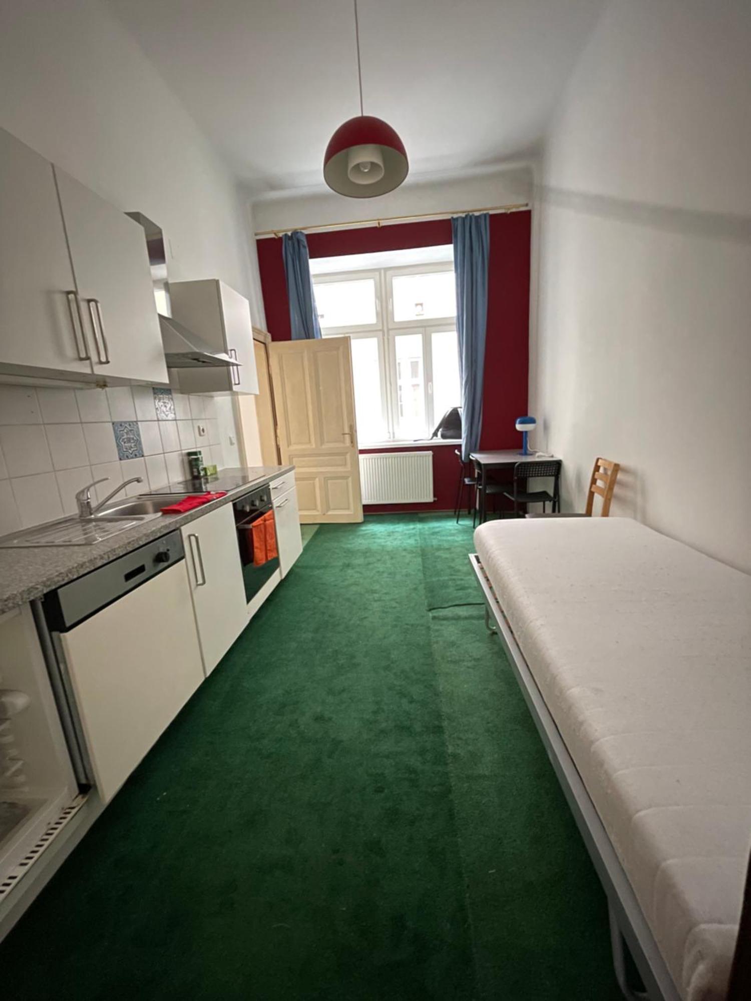 City Apartment And Rooms Wina Bagian luar foto